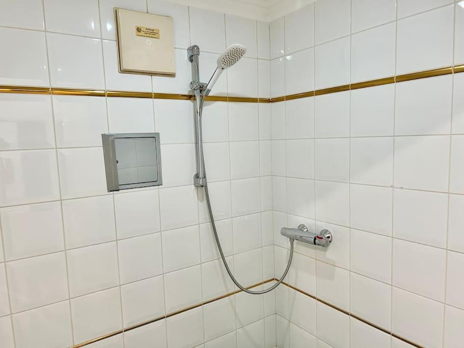 Easy Suites - Free Underground Parking Wenen Buitenkant foto