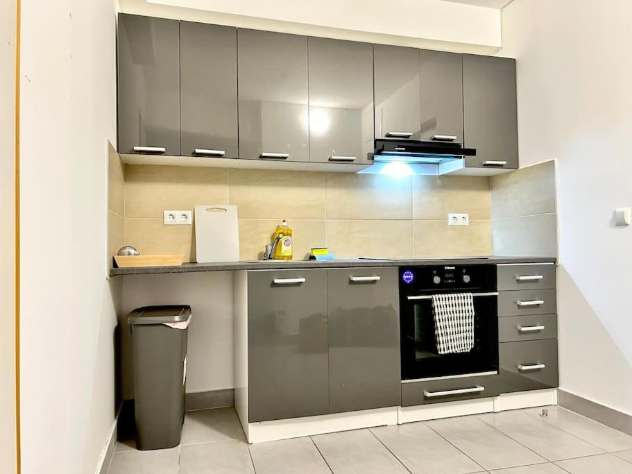 Easy Suites - Free Underground Parking Wenen Buitenkant foto